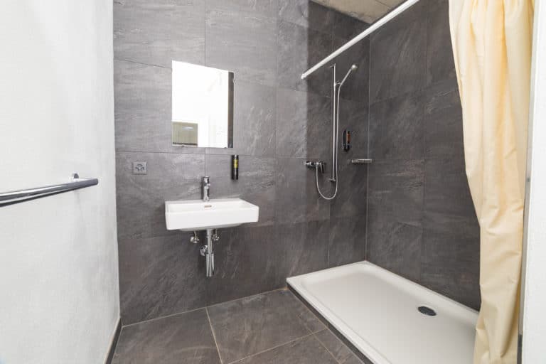 auberge-jeunesse-sdb