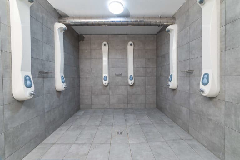 maurice-lacroix-arena-vestiaire-1